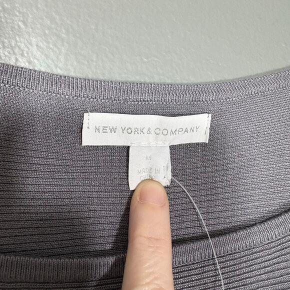 New York & Company NWT Gray Split Sleeve Ribbed Sweater - Medium - Minimalist - Picture 5 of 7